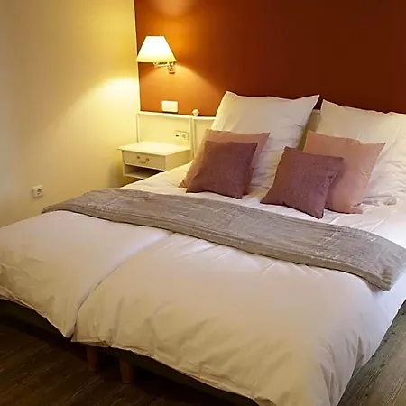 Hotel Z&b